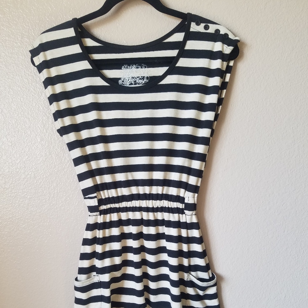 POOF Authentic dress